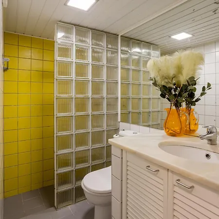 Quiet Bloom - In Estrela * Lizbona