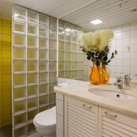 Quiet Bloom - In Estrela Апартаменти