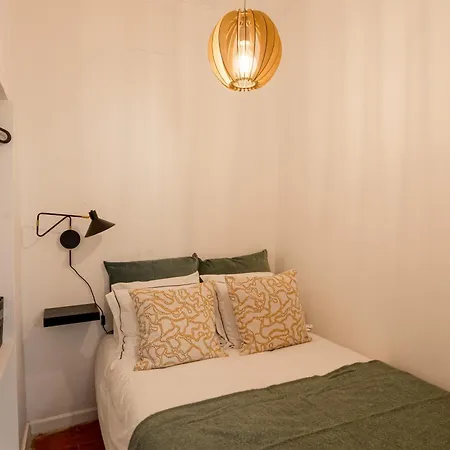 Quiet Bloom - In Estrela Апартаменти